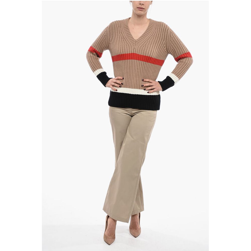Burberry V Neck Cashmere Blend Jumper