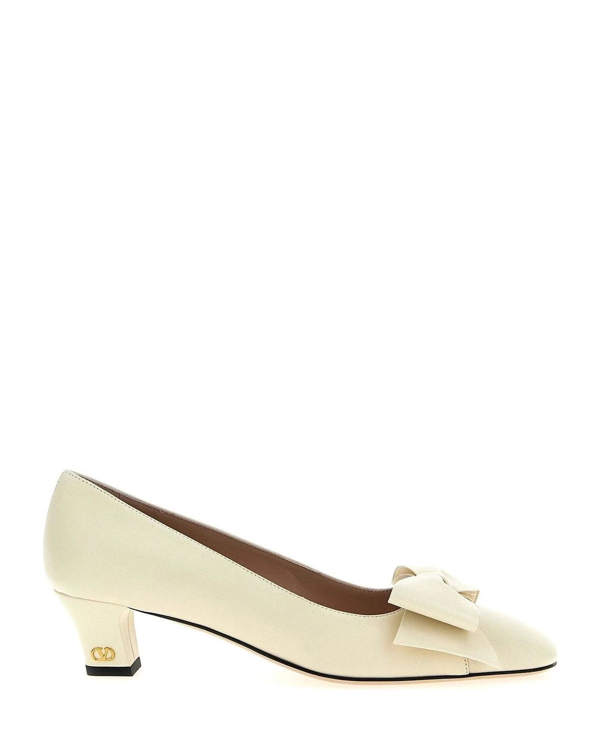 Valentino Garavani Pumps in white, Goat Leather