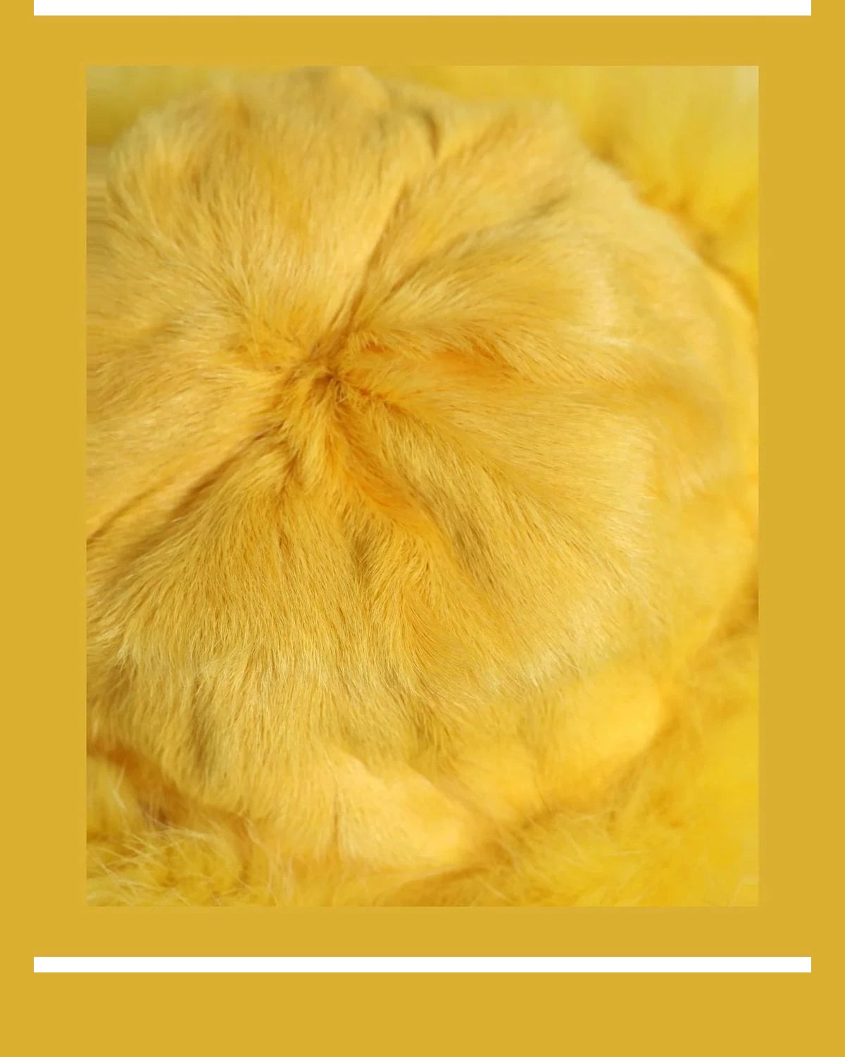 Dolce & Gabbana Winter Hat in yellow, Fox Fur โ view 6