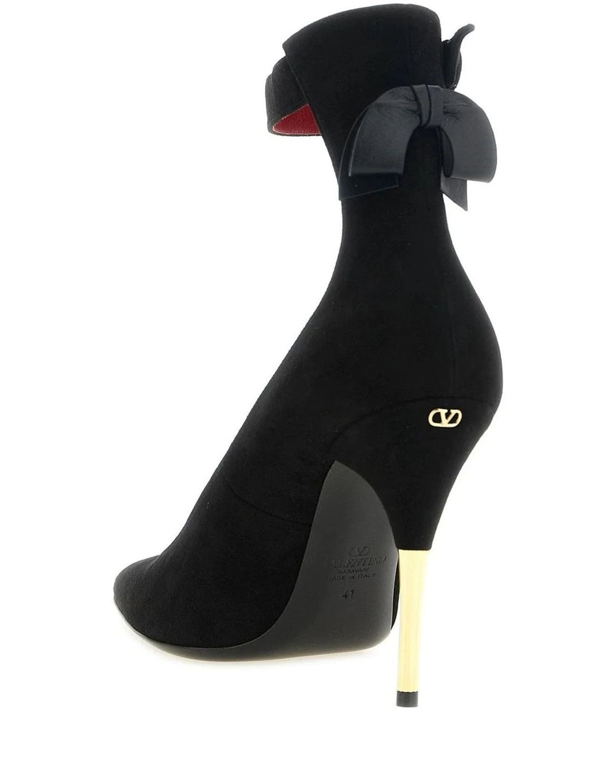 Valentino Garavani Pumps in black, Goat Leather — view 3