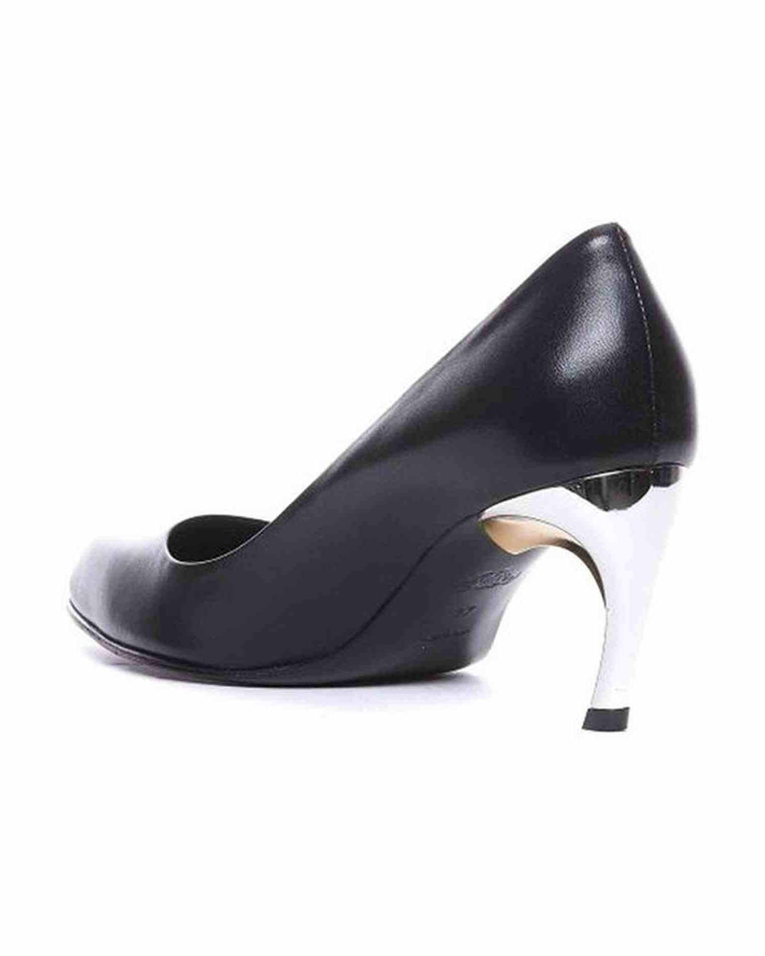 Alexander Mcqueen Leather Armadillo Pumps Glam Steals