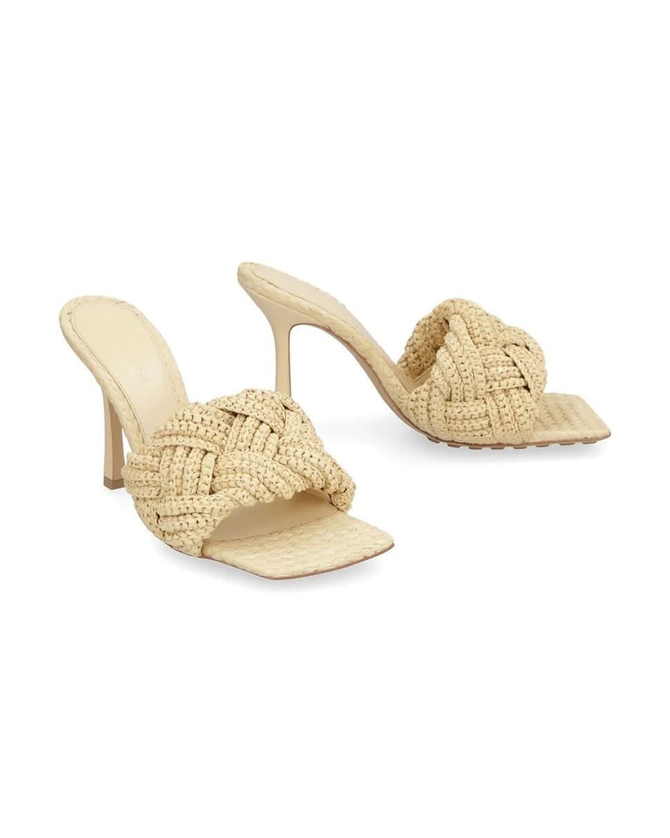 Bottega Veneta Beige Raffia Mules