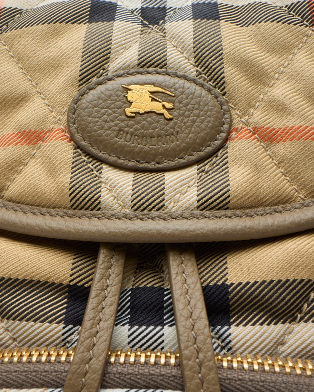 Burberry Beige Bag Glam Steals