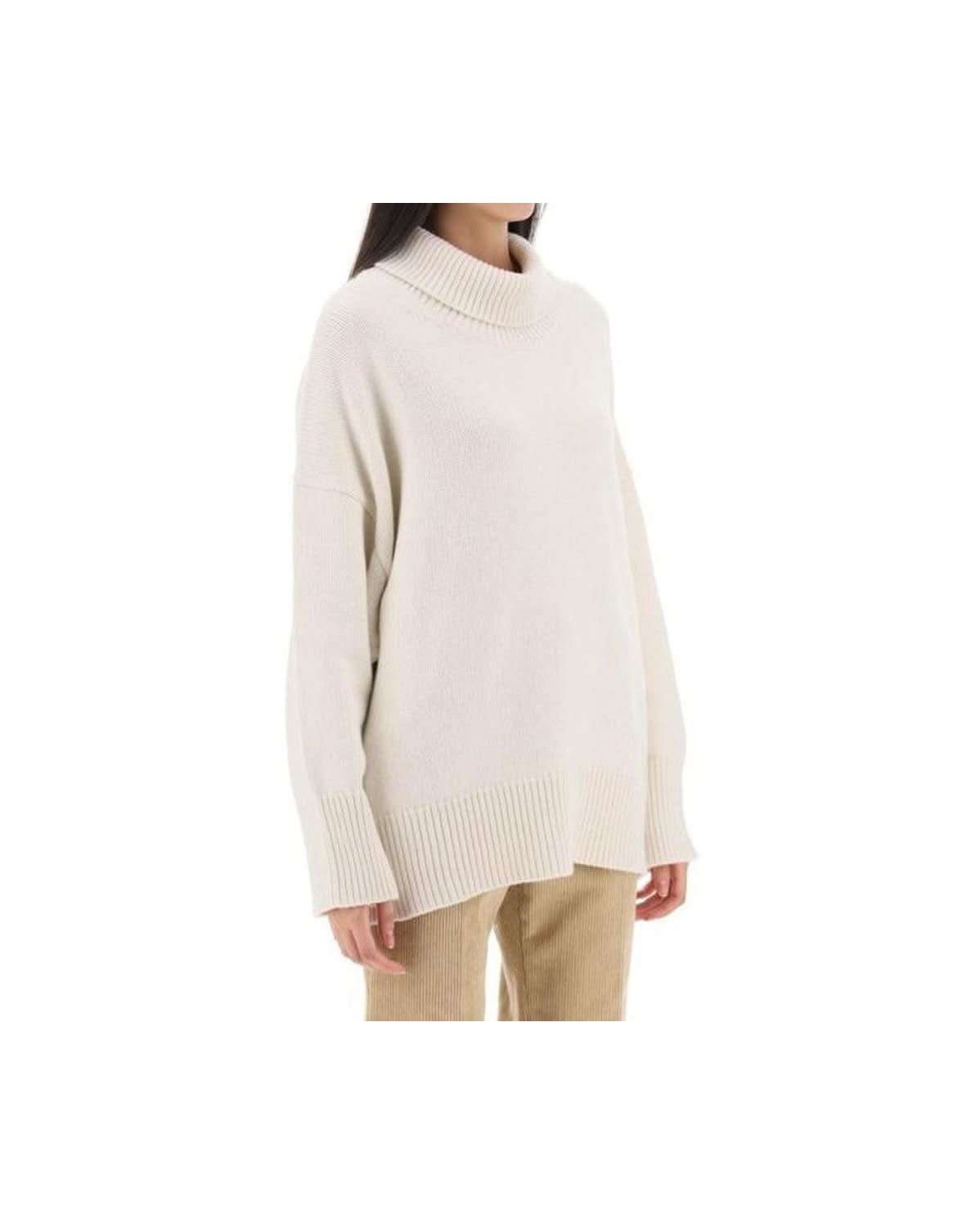 Chloé White Cashmere Turtleneck Sweatshirt