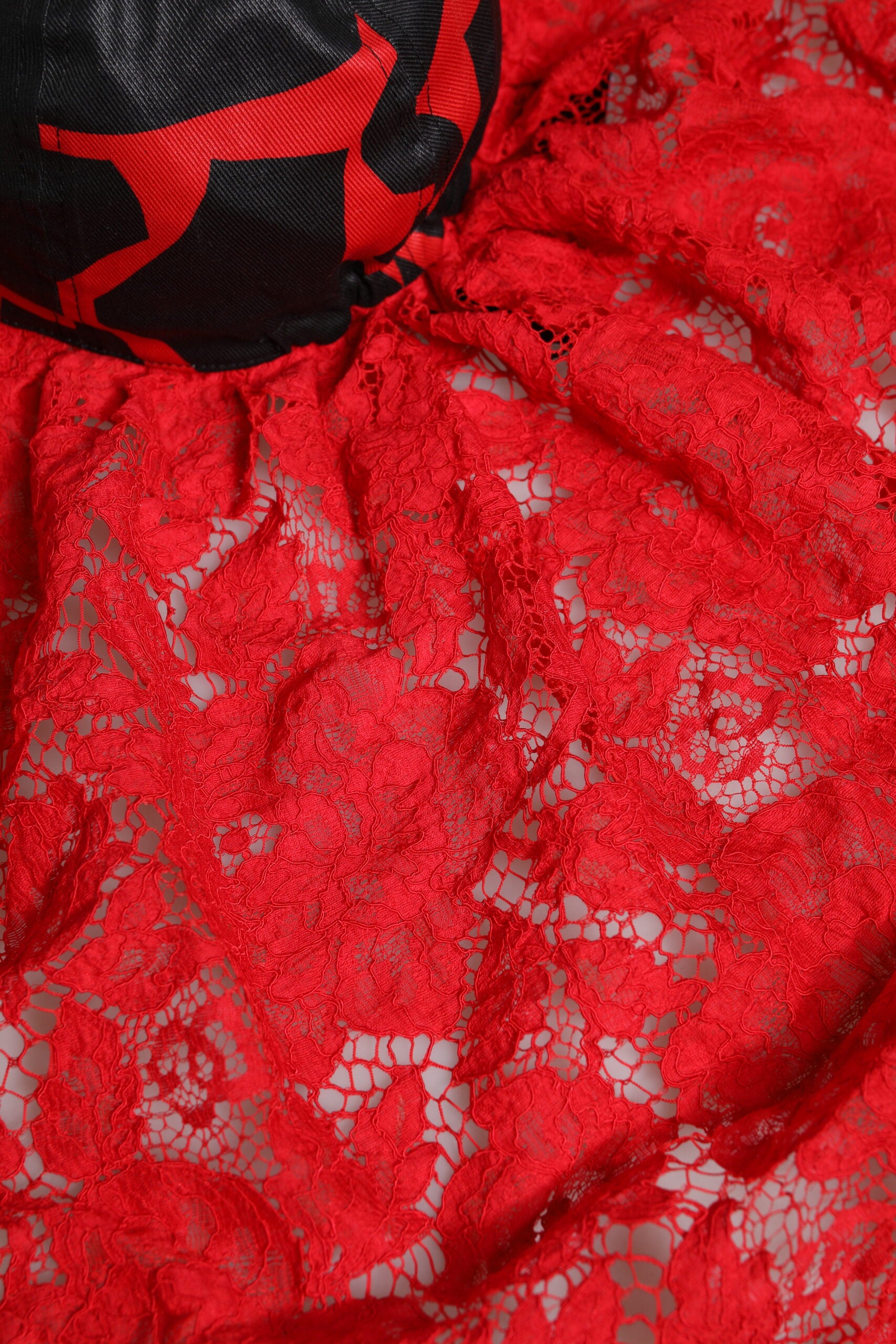 Dolce & Gabbana Black Lace Red Tulle Cotton Baseball Cap Glam Steals