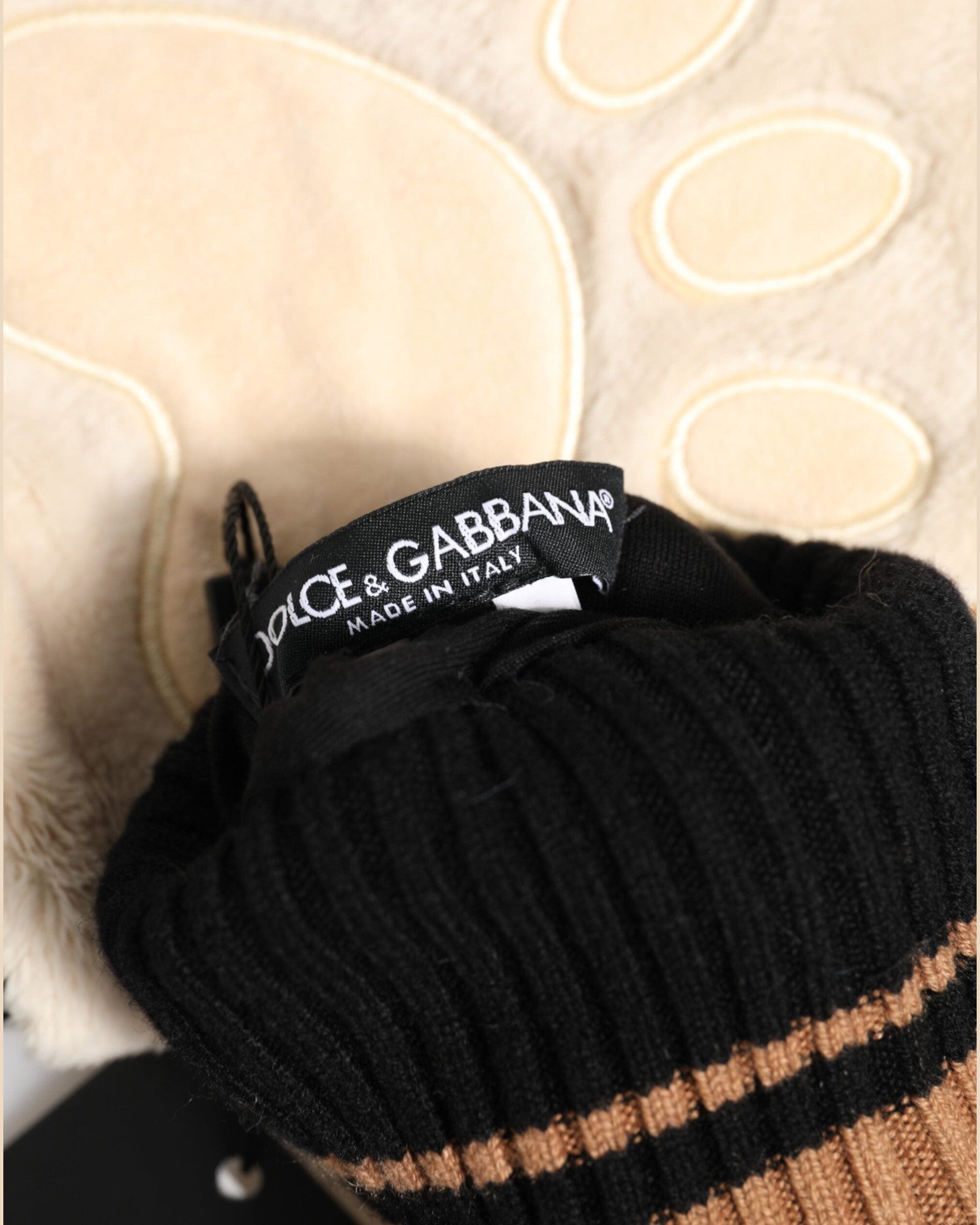 Dolce & Gabbana Brown Tiger Knitted Fur Wrist Mitten Gloves Glam Steals