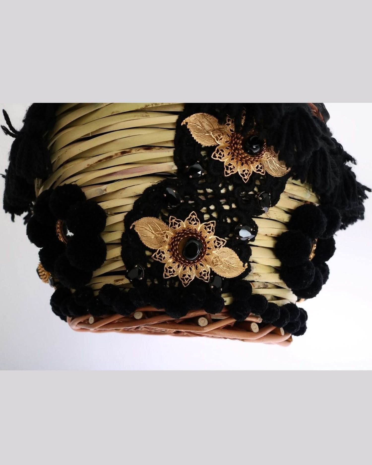 Dolce & Gabbana Beige Chic Straw Snakeskin Bucket Bag Tote Bags