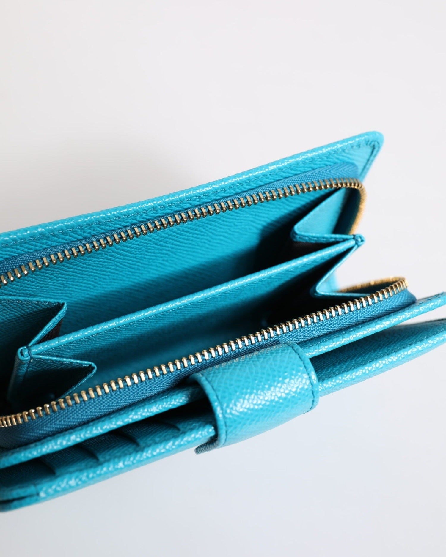 Dolce & Gabbana Light Blue Leather Bifold Continental Clutch Wallet Wallets
