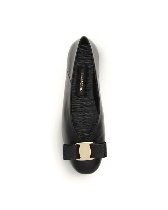 Ferragamo Black Calf Leather Bos Taurus Ballet Flats