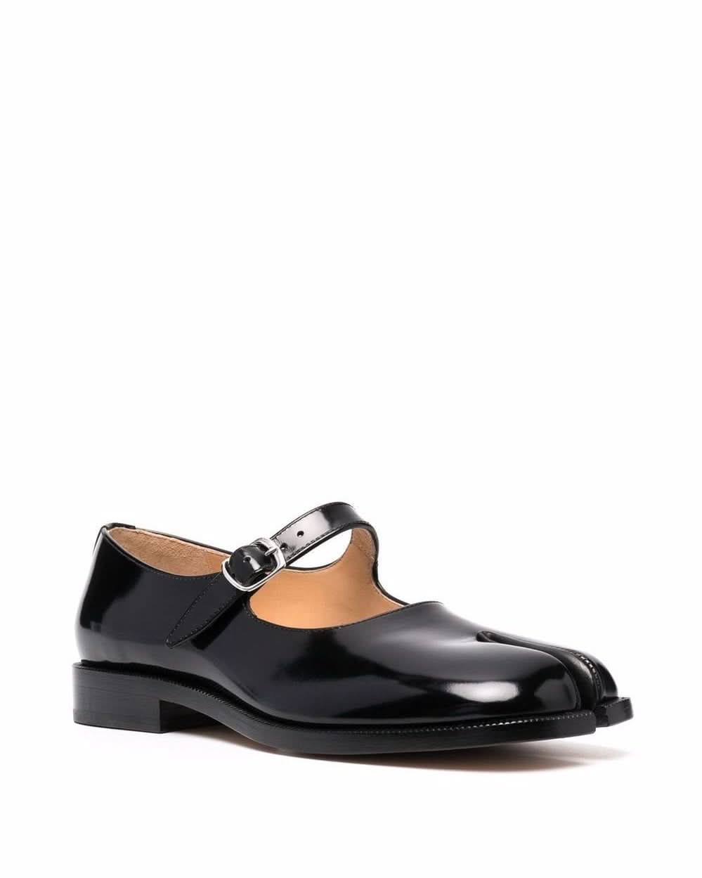 Maison Margiela Black Flat Shoes Flat Shoes