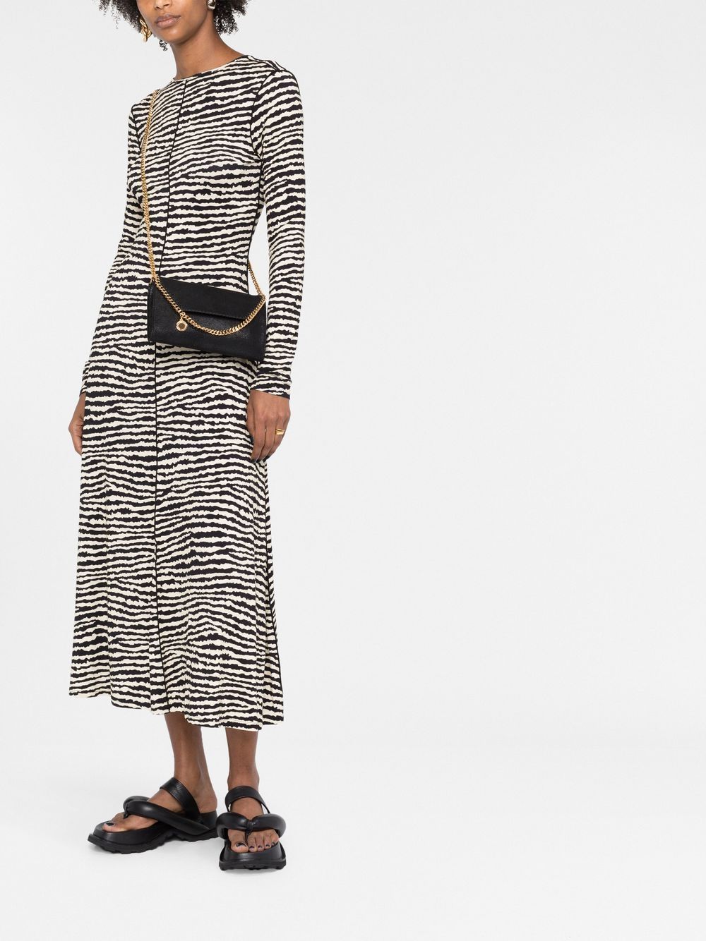 Stella Mccartney Black Bag Glam Steals