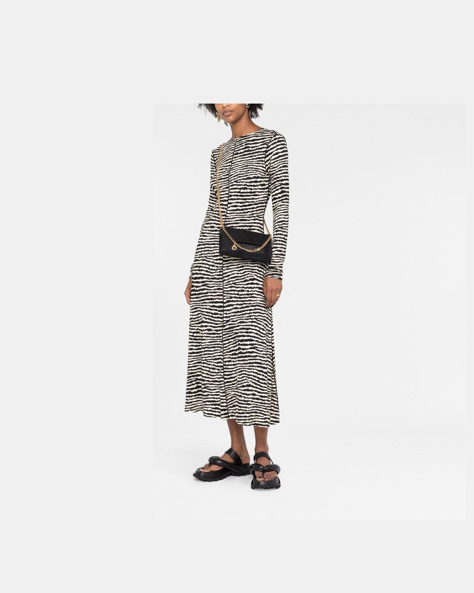 Stella Mccartney Black Bag Glam Steals