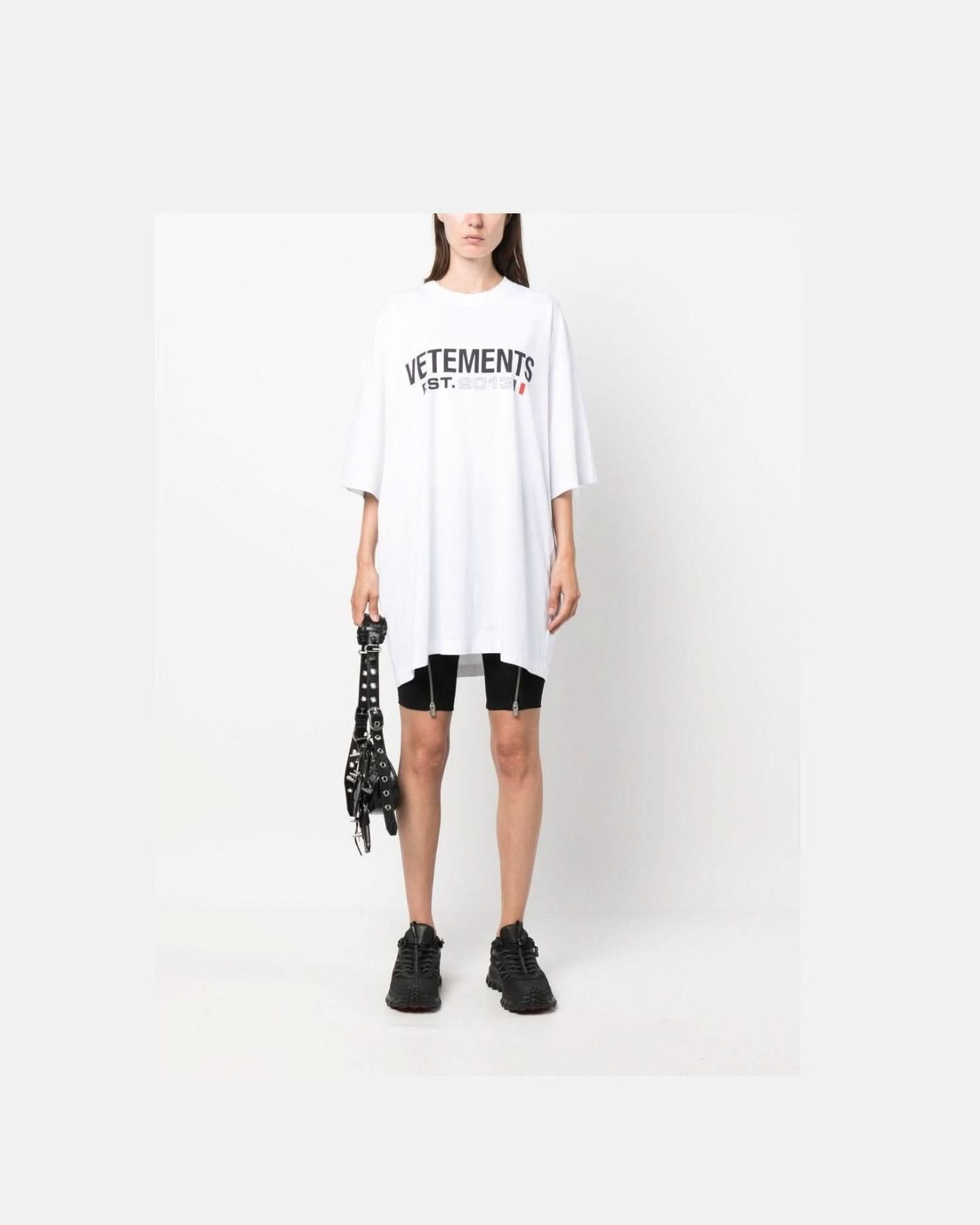 Vetements White T-Shirt T-Shirts