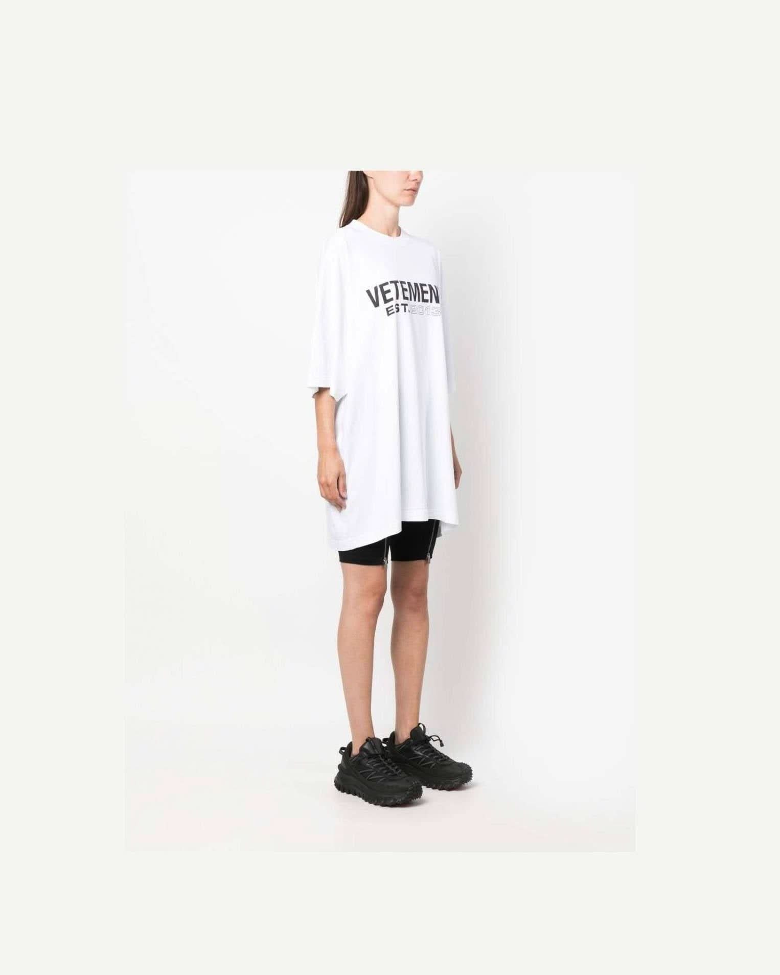 Vetements White T-Shirt T-Shirts