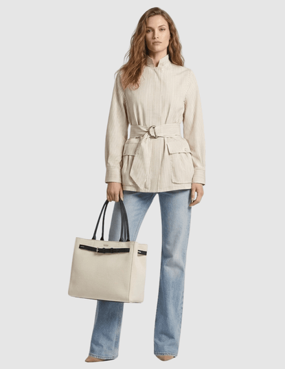 Weekend_EscapesFendi_Blouson_Balenciaga_Jeans