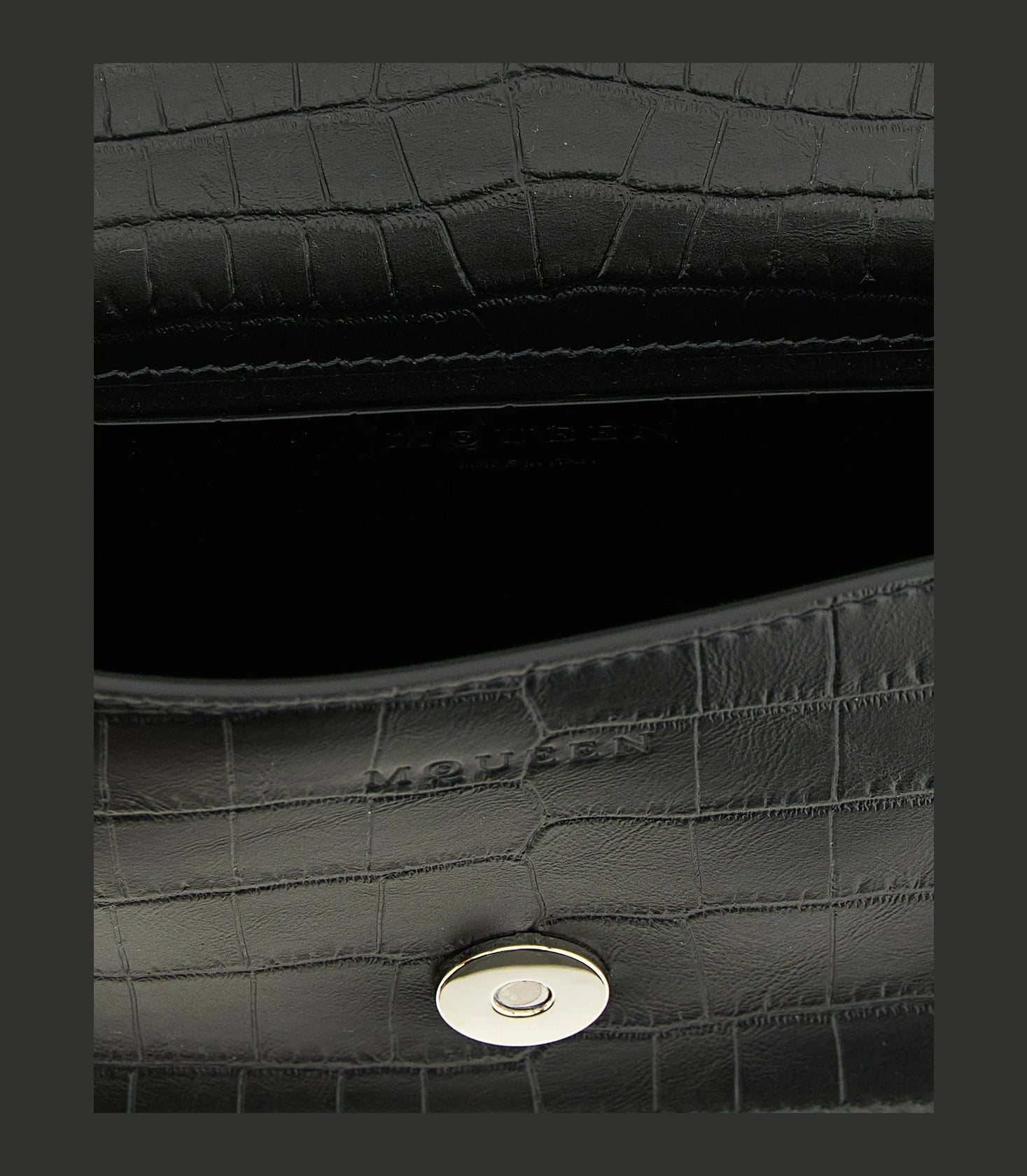 Alexander McQueen Shoulder Bag in black, Calfskin Leather — view 4