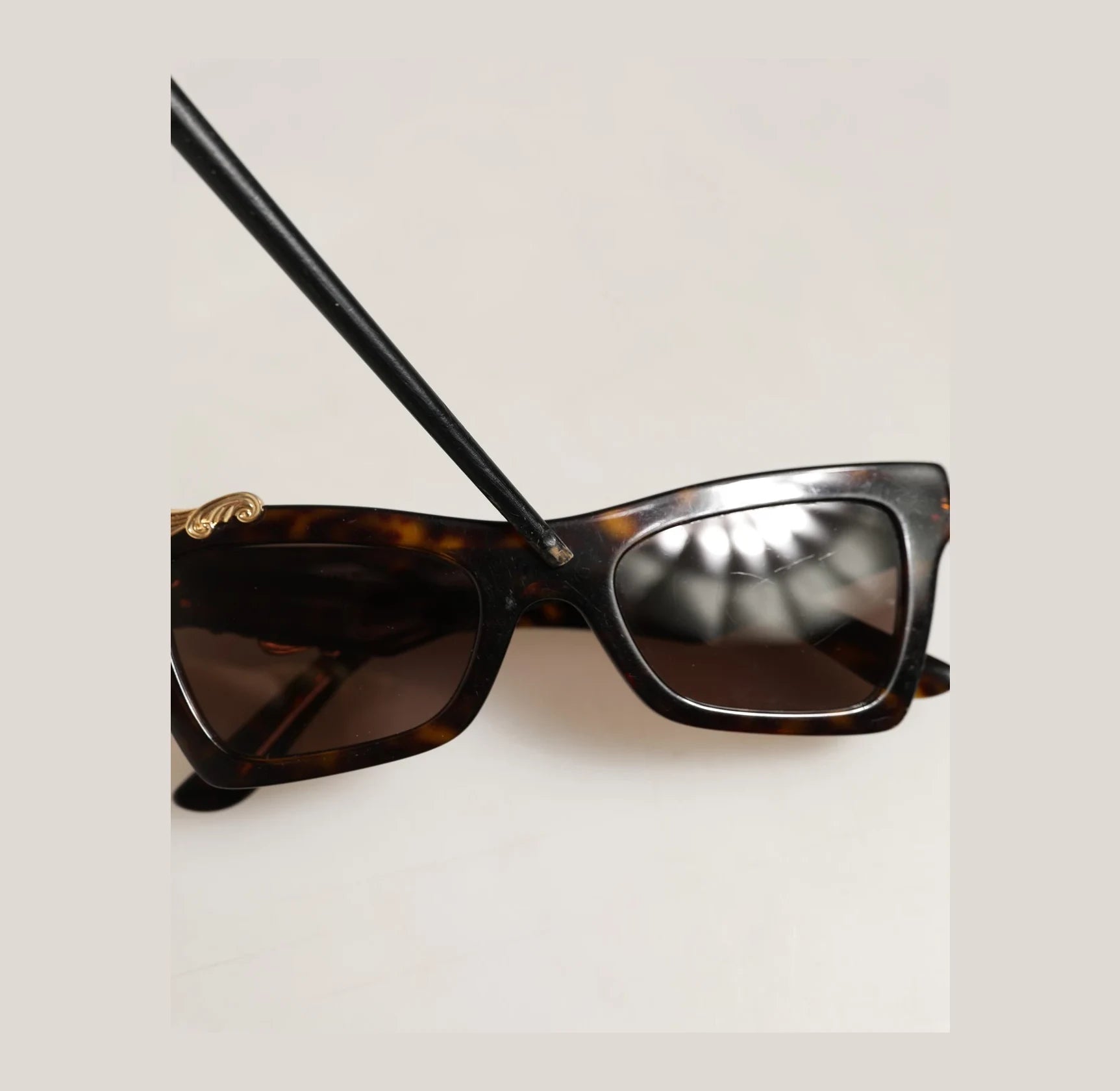 Dolce & Gabbana Sunglasse in brown, Metal