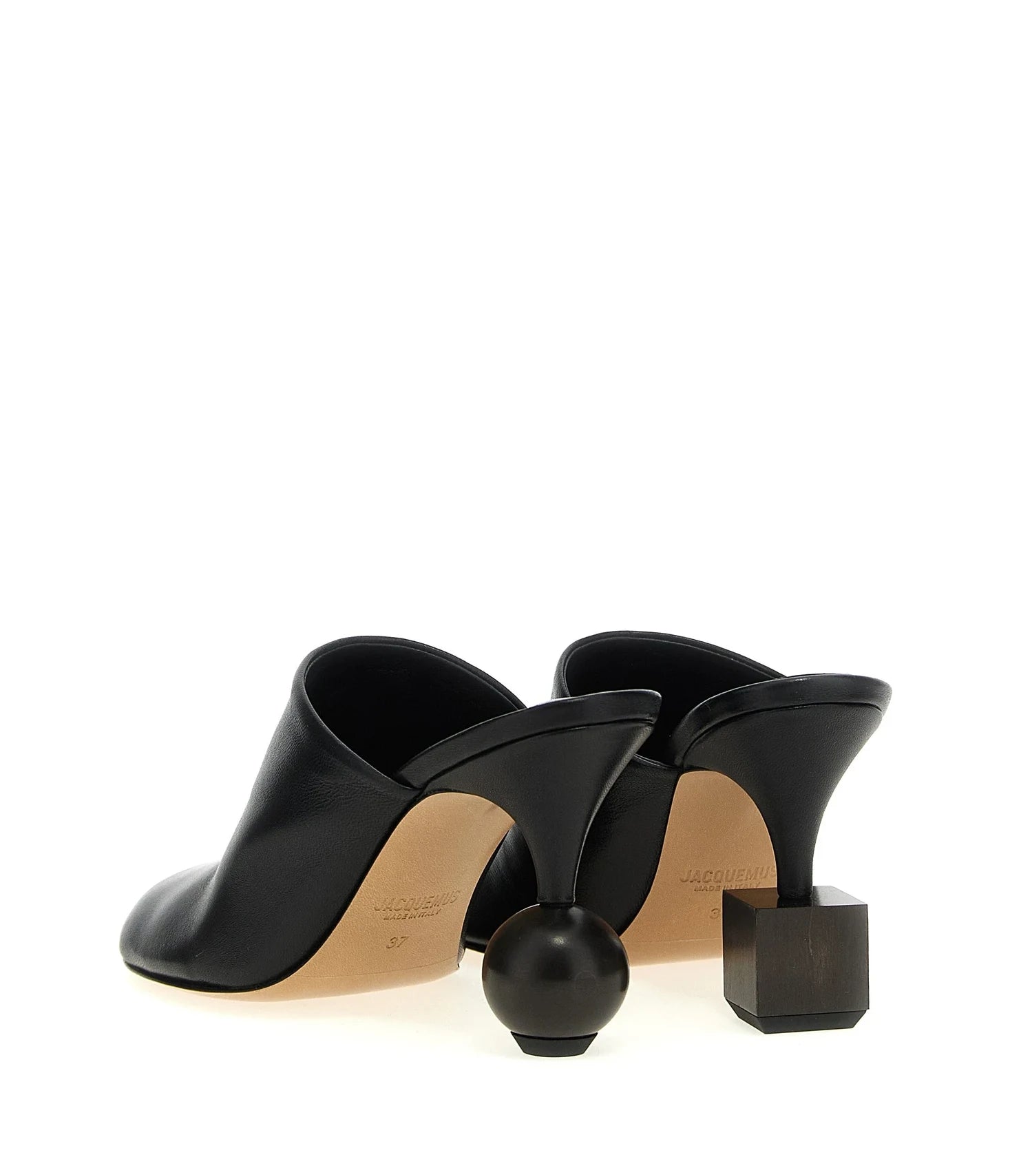 Jacquemus Pumps in black, Lamb Leather β view 2