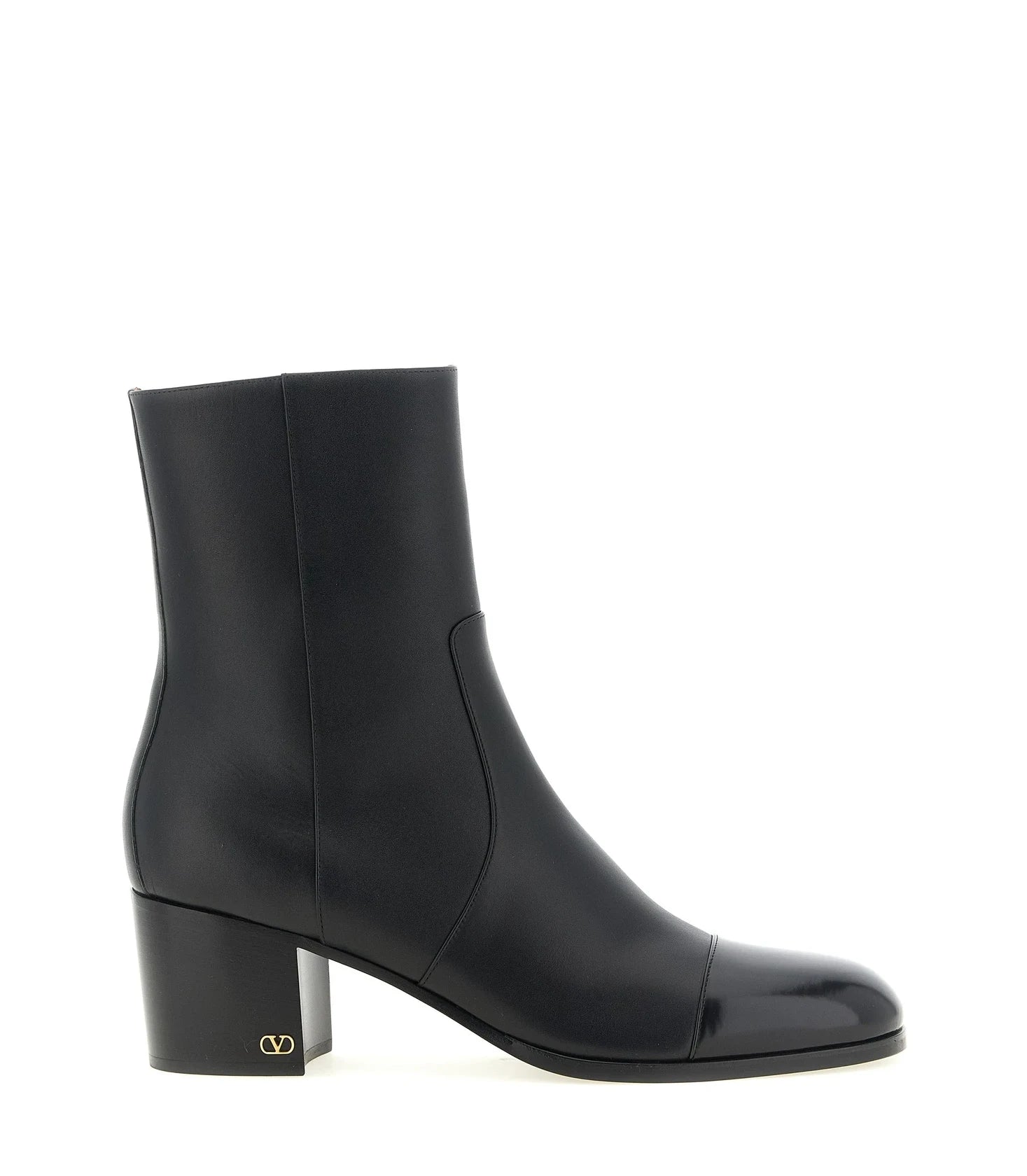 Valentino Garavani Ankle Boots in black, Calfskin Leather