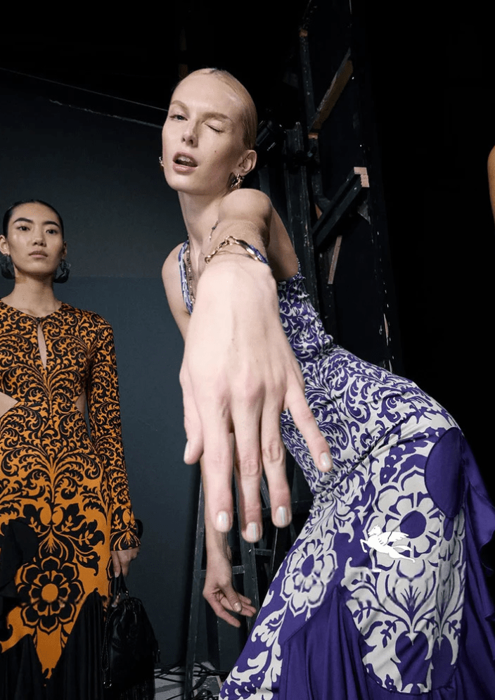 Chic & Sun-Kissed: Your Guide to Resort Party Dressing