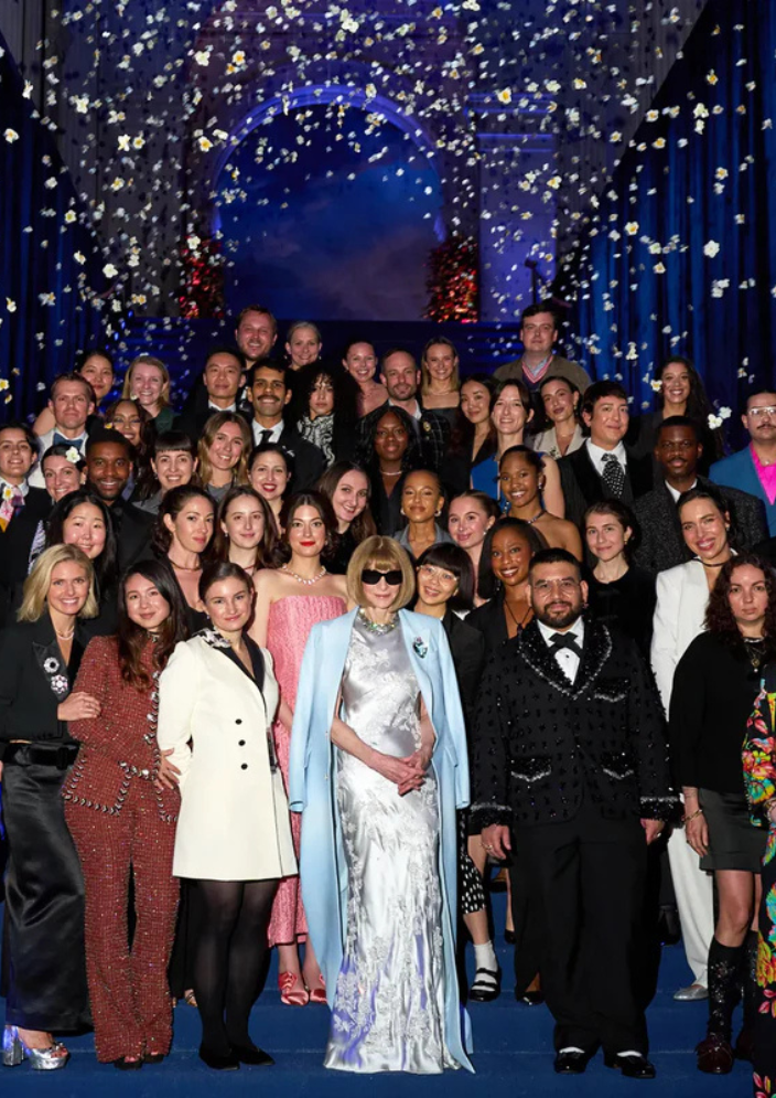 Anna Wintour: The Queen of Fashion Bows to a New Era