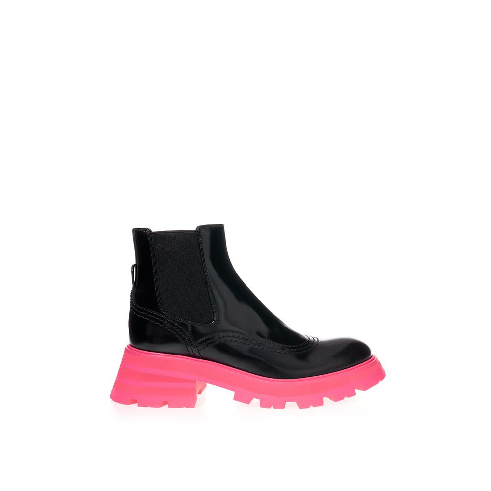 Alexander Mcqueen Elegant Leather Black Boots
