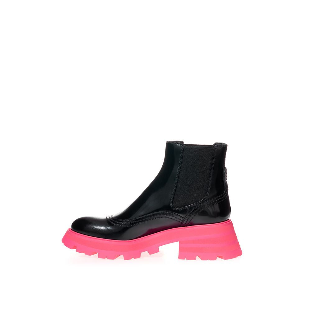 Alexander Mcqueen Elegant Leather Black Boots