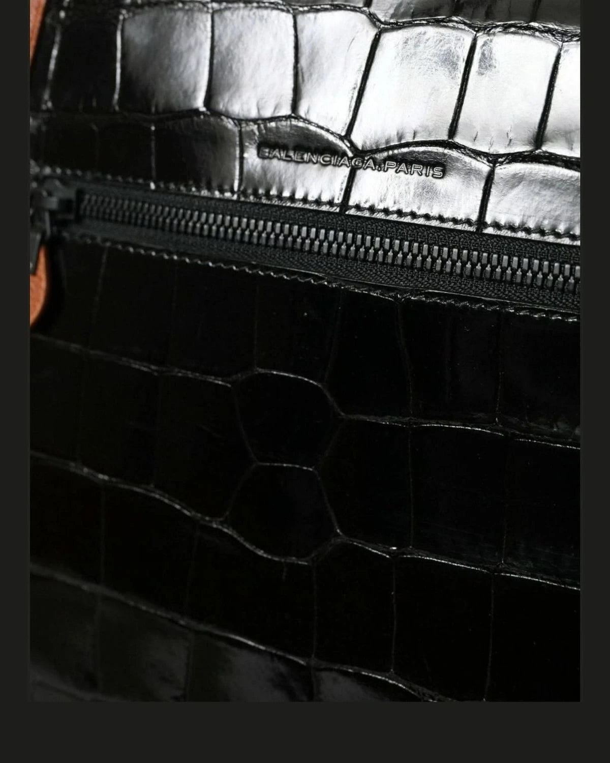 Balenciaga Elegant Crocodile Leather Crossbody Bag Cross Body Bags