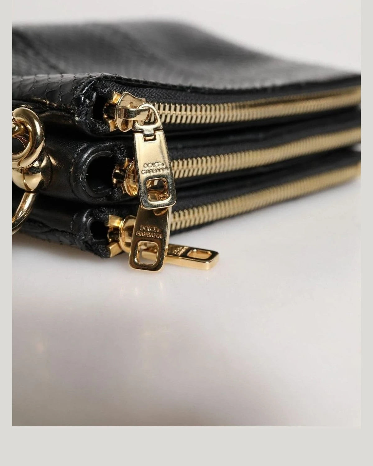 Dolce & Gabbana Black Leather Exotic Shoulder Sling Clutch Bag Shoulder Bags