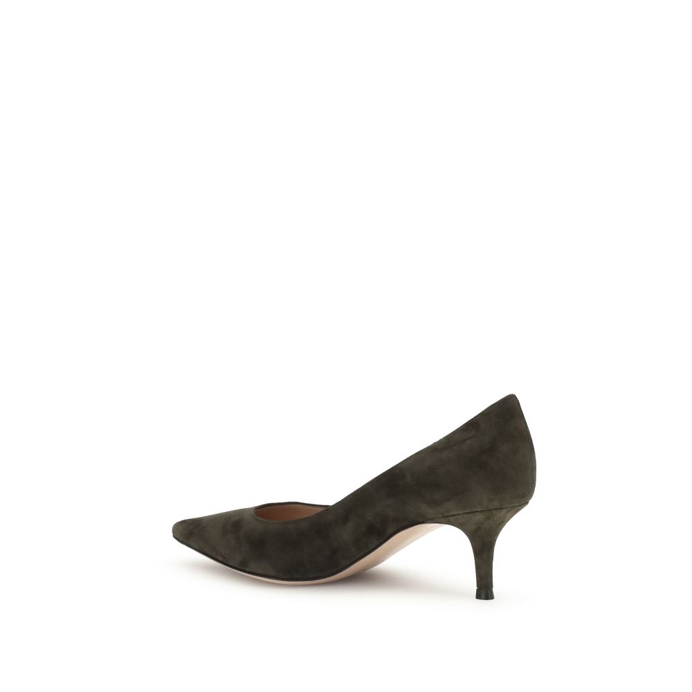 Gianvito Rossi Suede Pumps Glam Steals