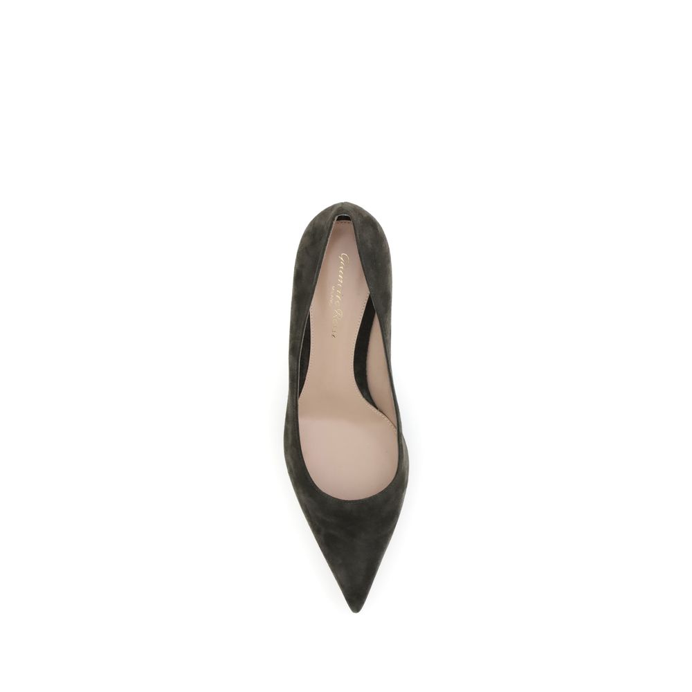 Gianvito Rossi Suede Pumps Glam Steals