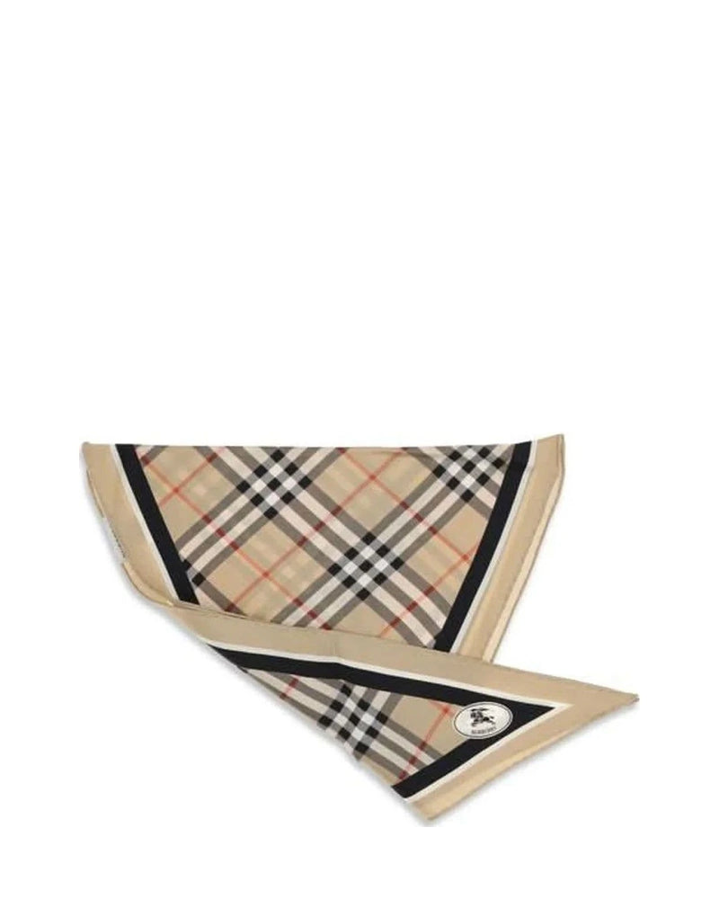 Burberry Scarves & Shawl in beige, Silk