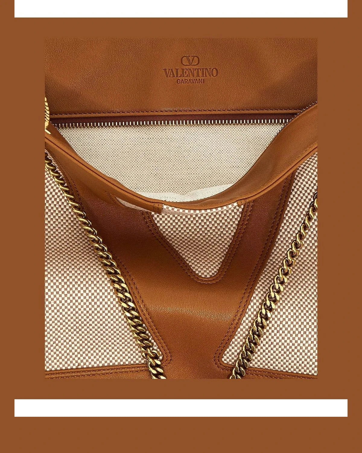 Valentino Garavani Shoulder Bag in beige, Cotton — view 4