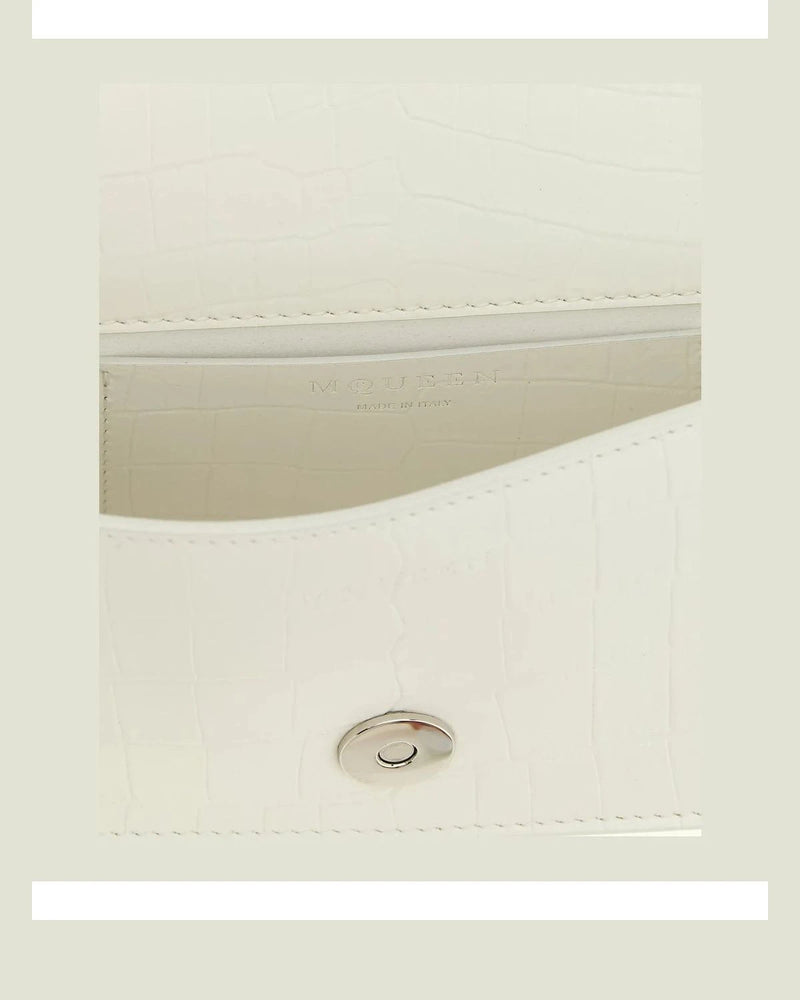 Alexander McQueen Shoulder Bag in white, Calfskin Leather — view 4