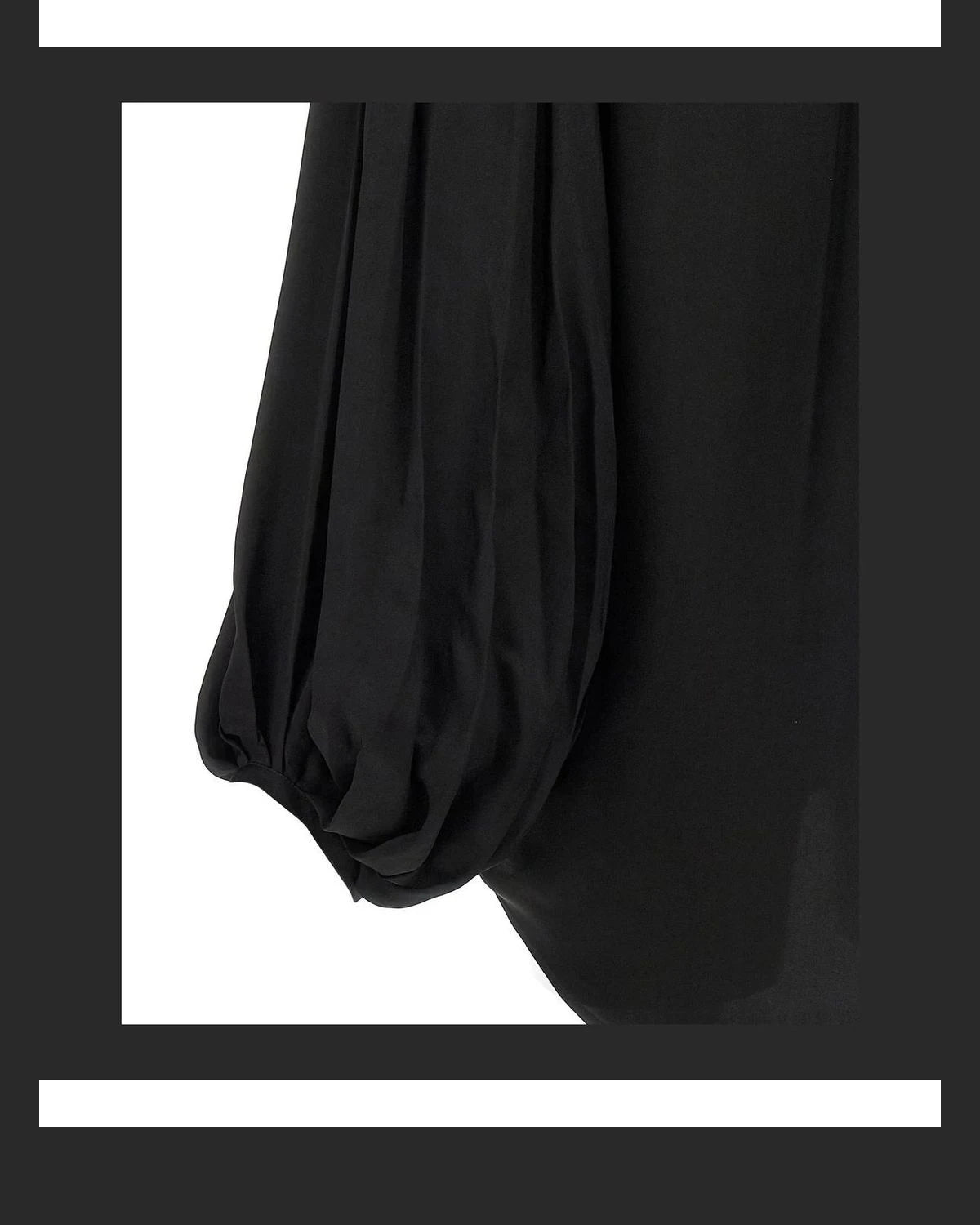 Khaite Blouse in black — view 4