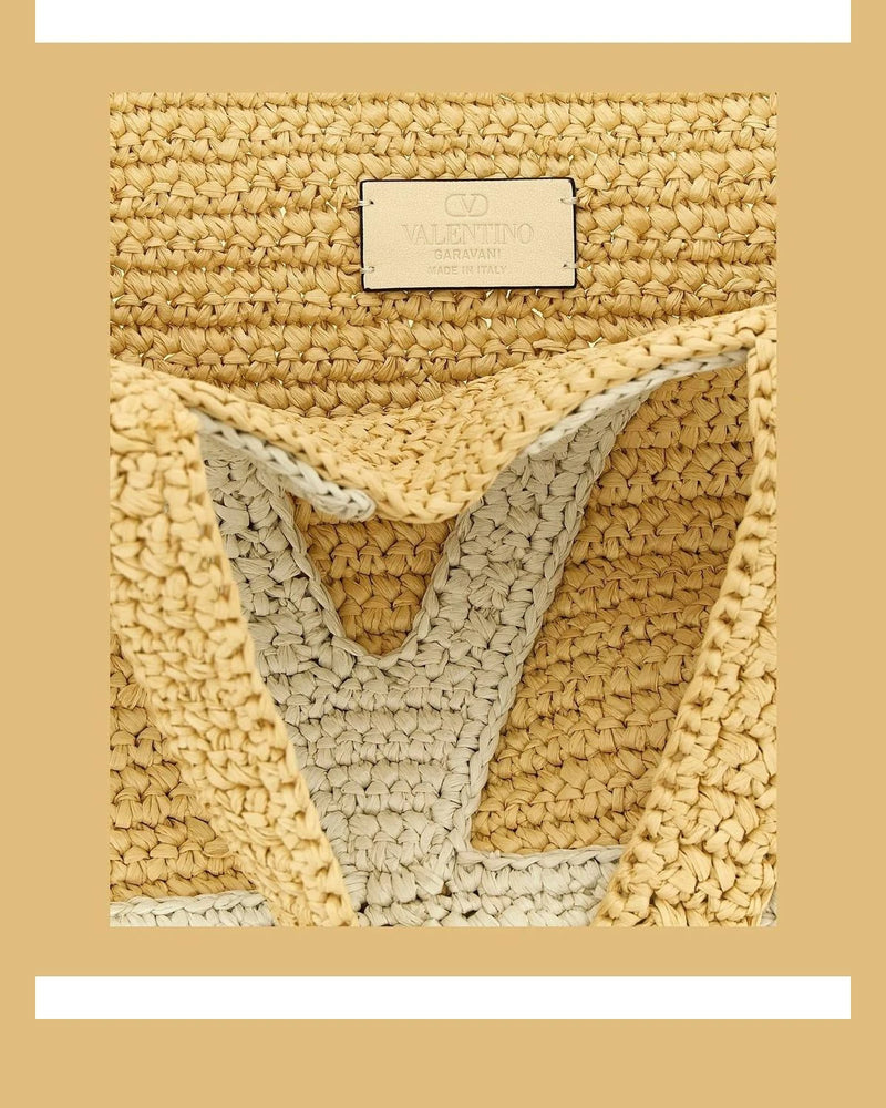 Valentino Garavani Tote Bag in white, Viscose — view 4