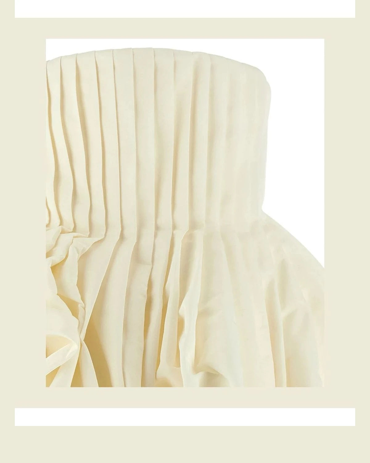 Carolina Herrera Dresse in white, Silk — view 3