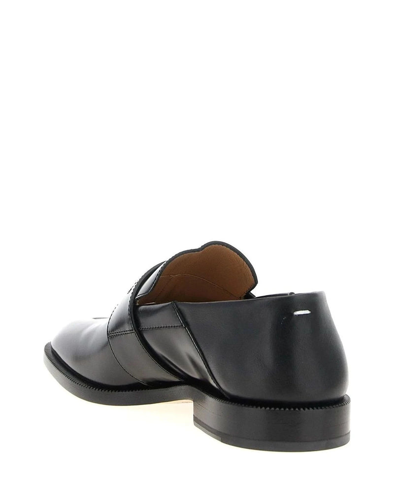 Maison Margiela Loafers in black, Calfskin Leather — view 3
