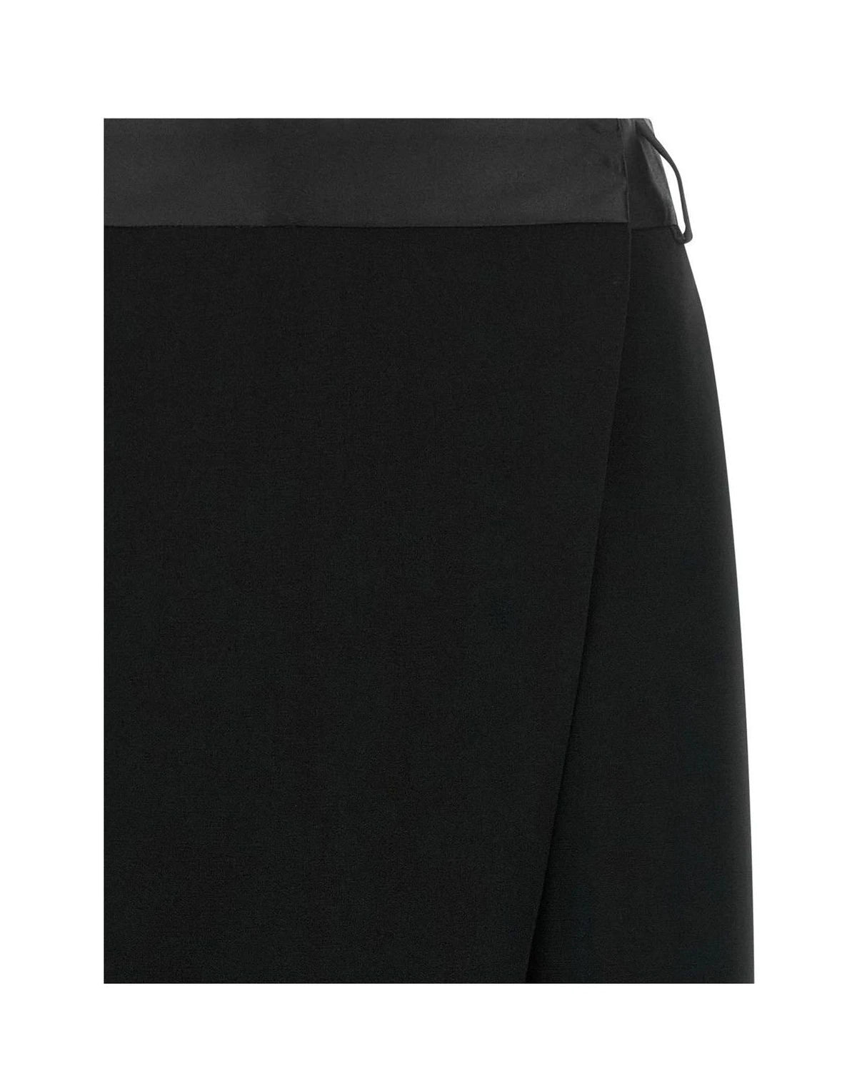 Alberto Biani Trouser in black — view 4