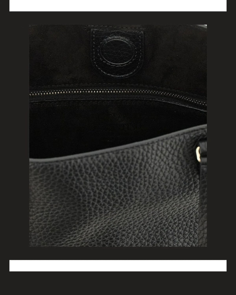 Valentino Garavani Tote Bag in black, Calfskin Leather — view 4