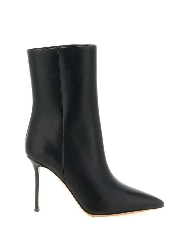 Aquazzura Ankle Boots in black, Calfskin Leather