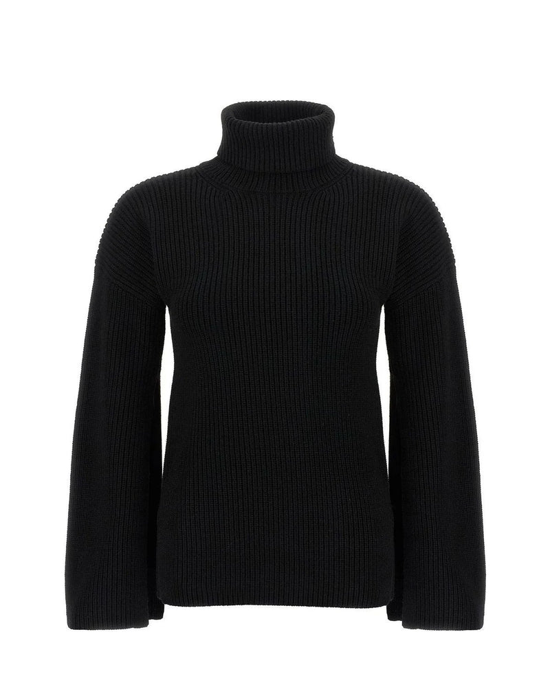 Toteme Sweater in black