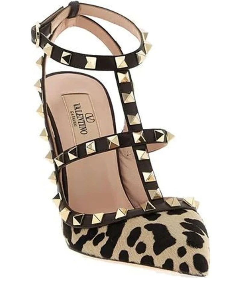 Valentino Garavani Pumps in brown, Calf Leather — view 2