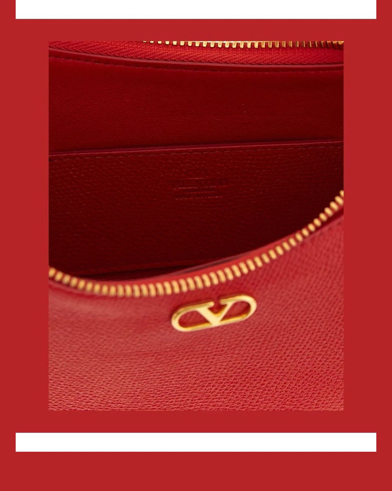 Valentino Garavani Shoulder Bag in red, Calfskin Leather — view 4