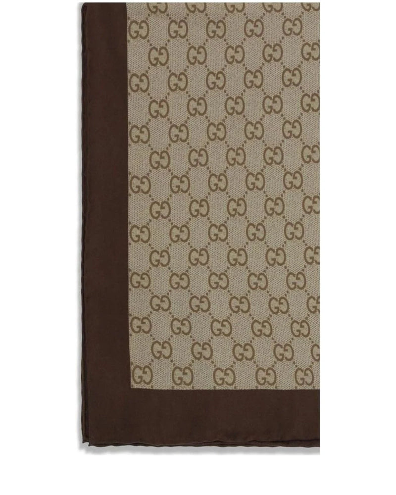 Gucci Scarves & Shawl in beige, Silk — view 3