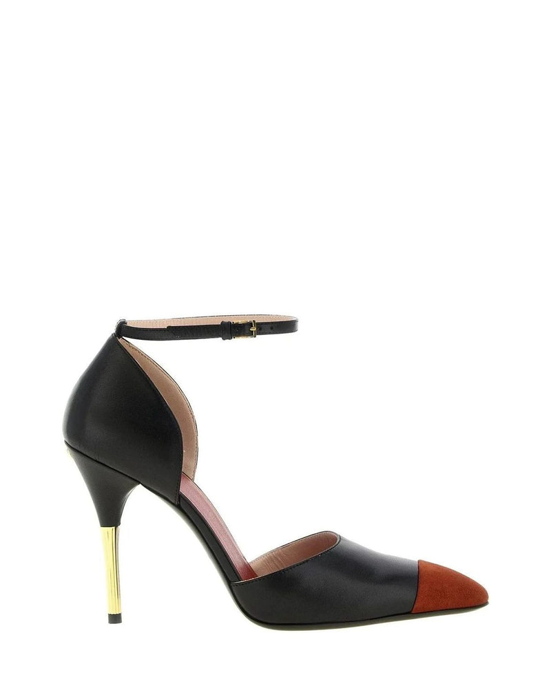 Valentino Garavani Pumps in black, Goat Leather