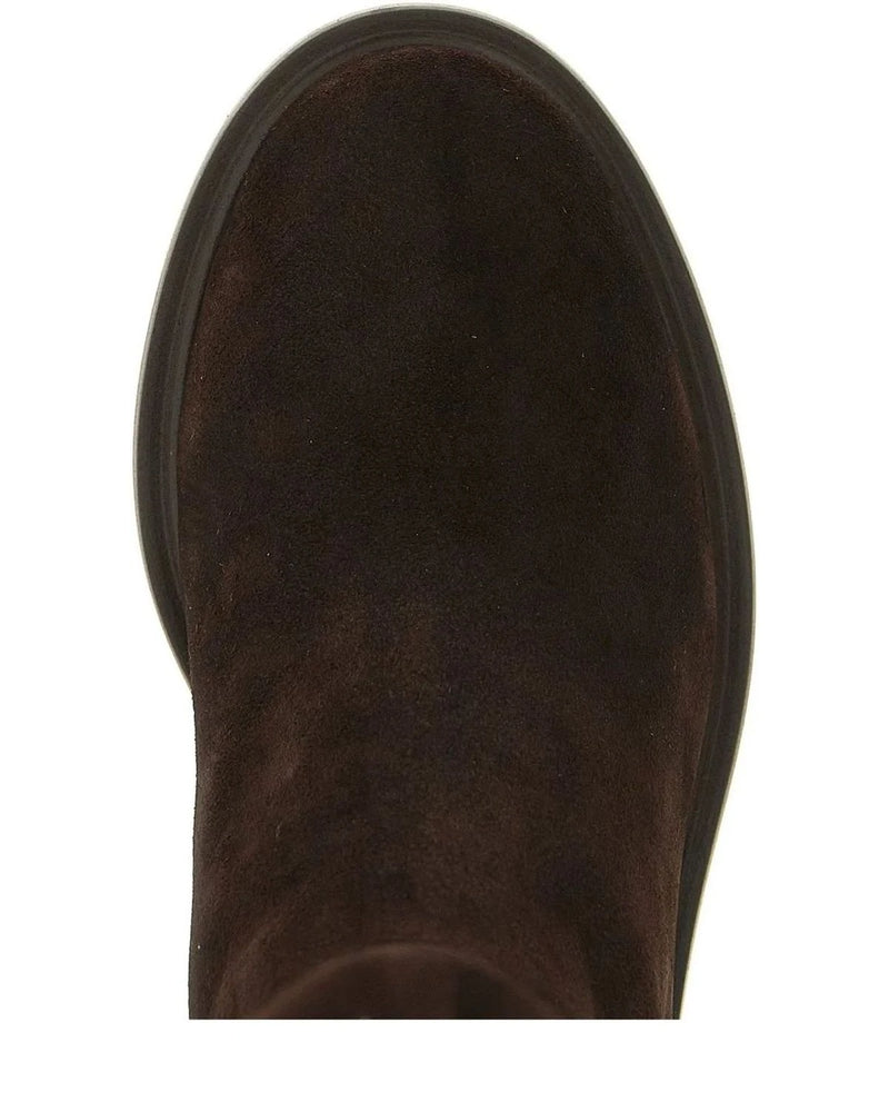 Stuart Weitzman Knee High Boots in brown, Lamb Leather — view 4