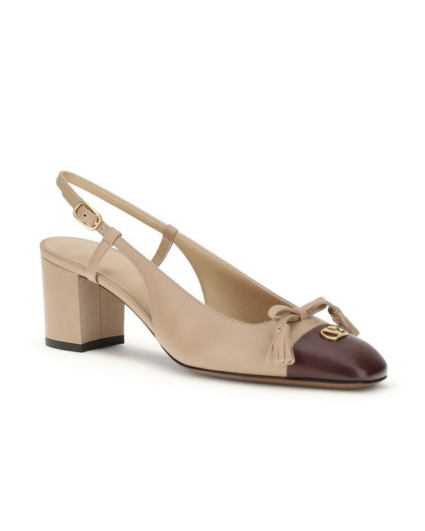 Valentino Garavani Valet Du Roi Pumps Glam Steals