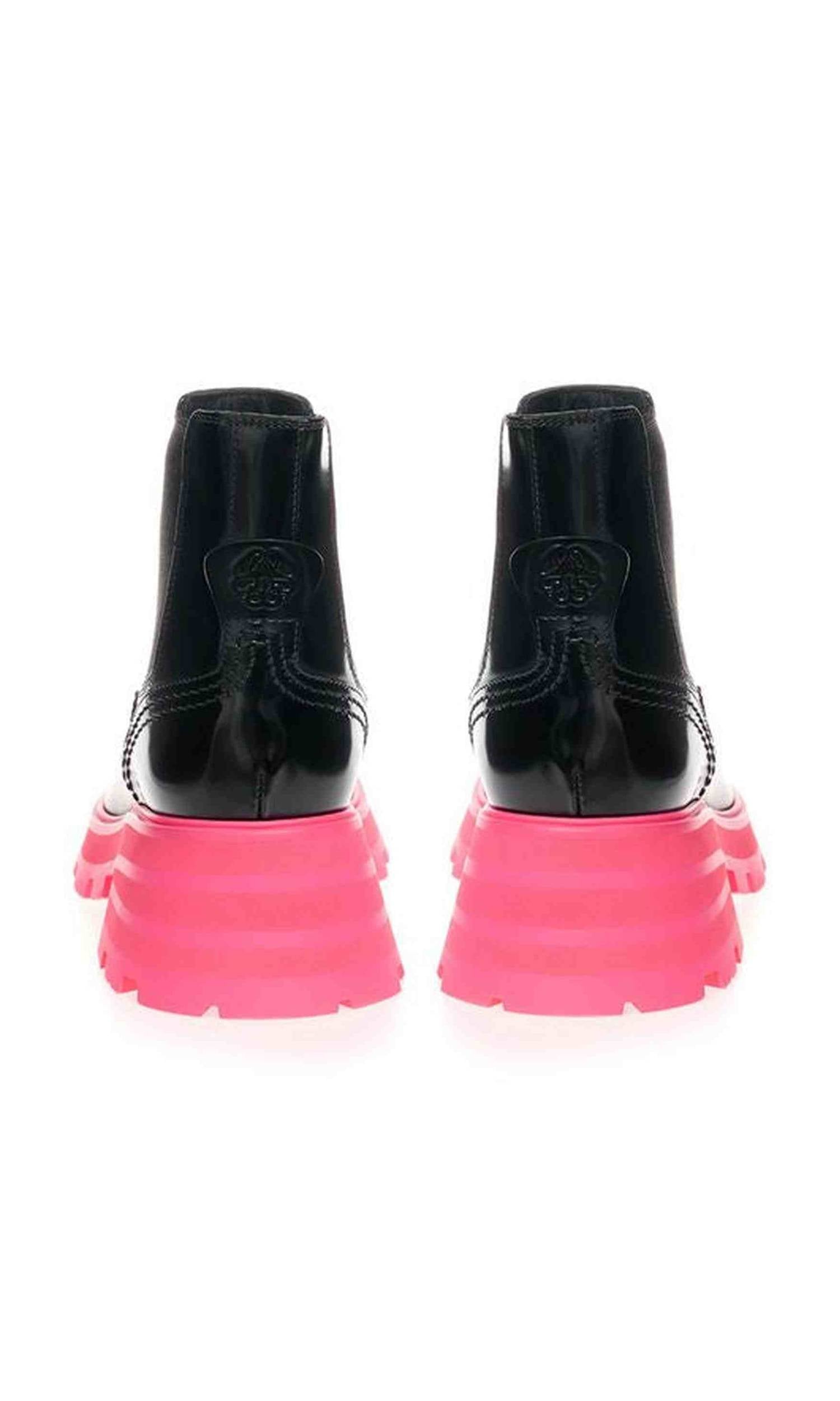 Alexander Mcqueen Elegant Leather Black Boots Glam Steals