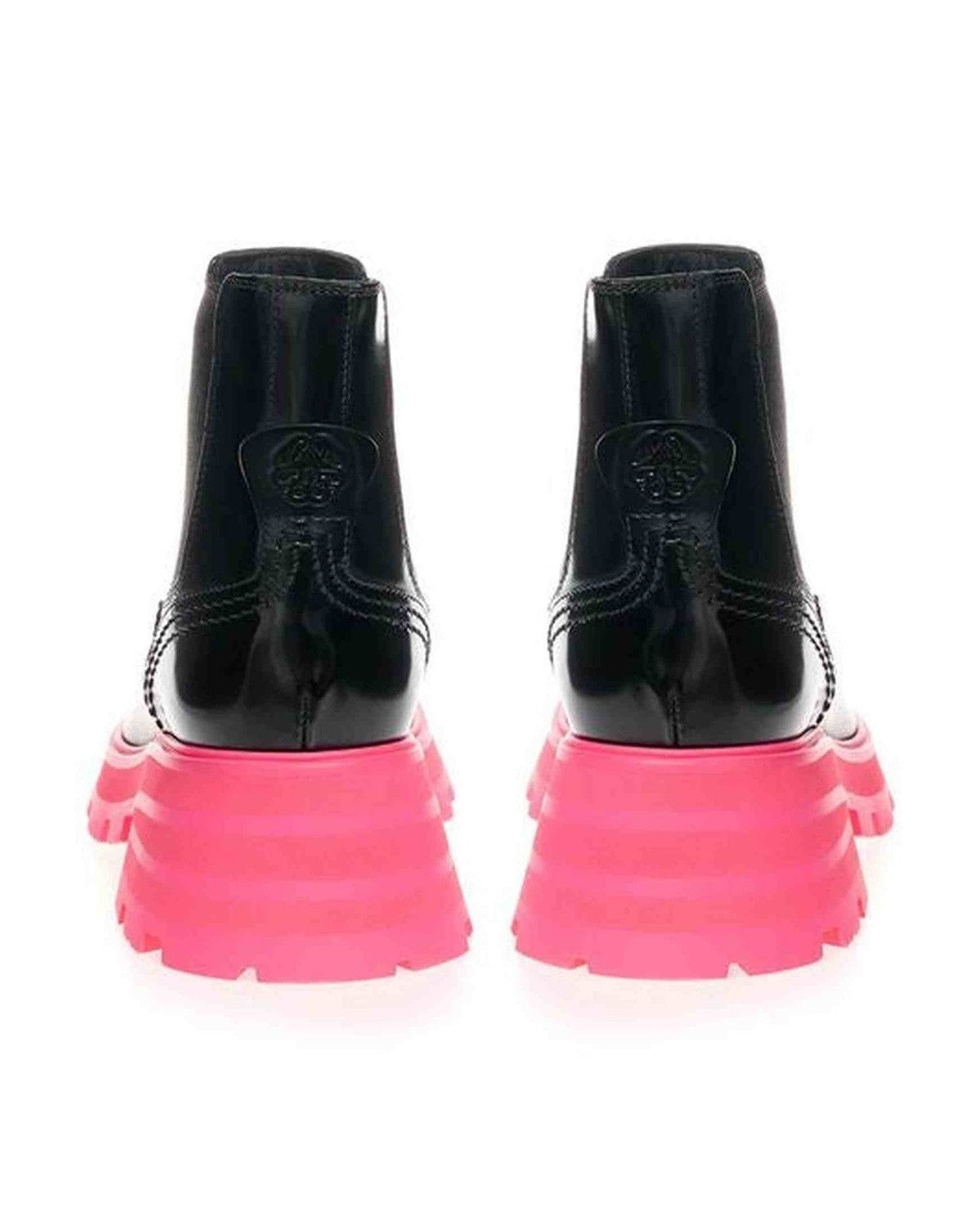 Alexander Mcqueen Elegant Leather Black Boots Glam Steals